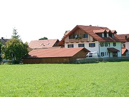 Mehrfamilienhaus in Holzständerbauweise in Eberfing